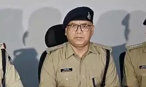 पुलिस ने शराब तस्करी का किया खुलासा, ट्रक से भारी मात्रा में शराब बरामद