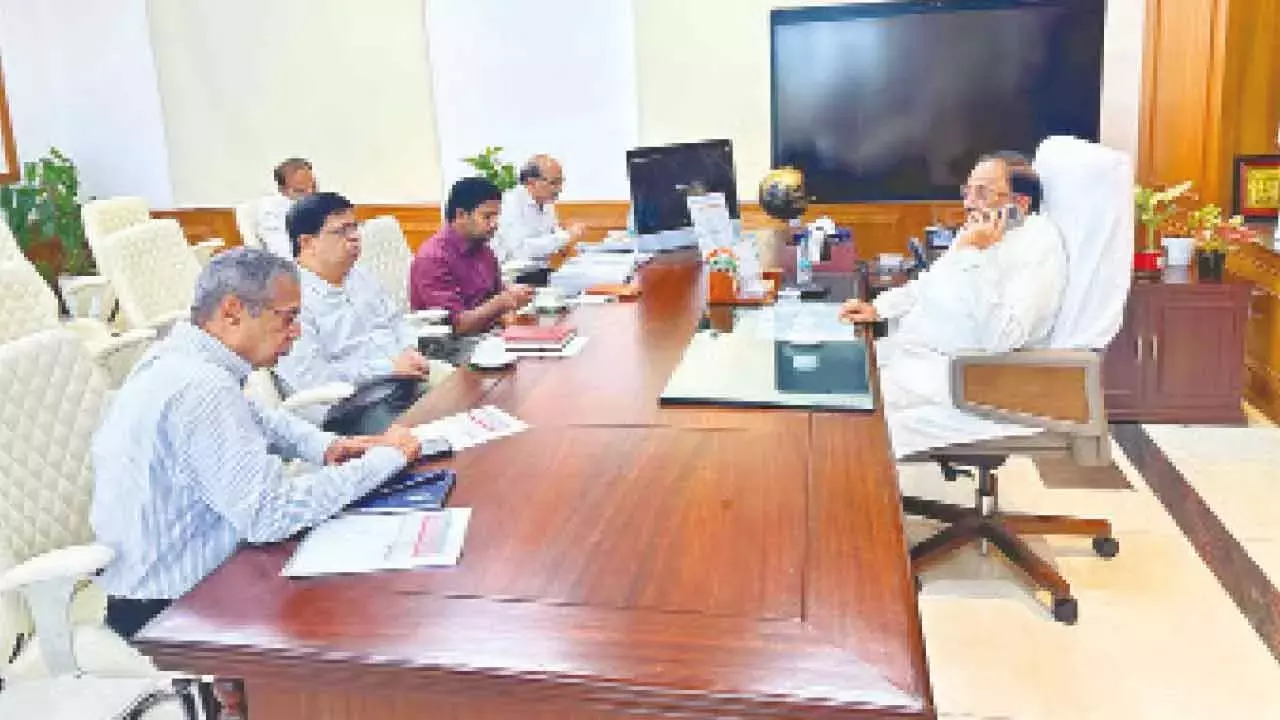 तुम्माला ने कृषि मशीनरी पर GST छूट का आग्रह किया, यूरिया आपूर्ति चुनौतियों की समीक्षा तुम्माला ने कृषि मशीनरी पर GST छूट का आग्रह किया, यूरिया आपूर्ति चुनौतियों की समीक्षा