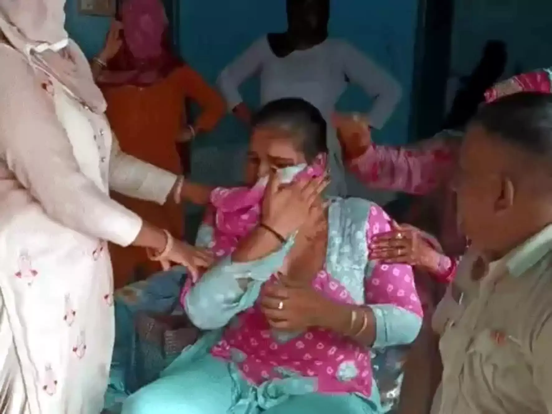 Hisar: किन्नरों की दखलअंदाजी से परेशान परिवार ने पुलिस को दी जानकारी