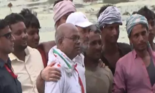 Katihar में राहुल गांधी ने मखाना किसानों से की मुलाकात, ‘मतदाता अधिकार यात्रा’ का हिस्सा