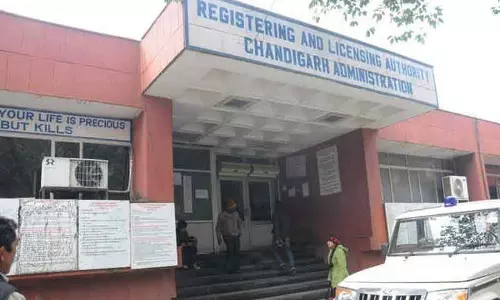 Chandigarh में वाहन पंजीकरण नंबरों की नीलामी में 0001 36 लाख रुपये में बिका Chandigarh में वाहन पंजीकरण नंबरों की नीलामी में 0001 36 लाख रुपये में बिका