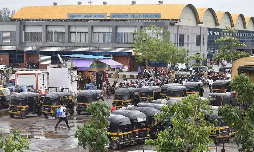 कुशीनगर एक्सप्रेस में मिले 3 साल के बच्चे का शव, गले पर मिले चोट के निशान