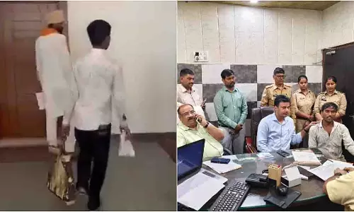 Lakhimpur Kheri: अस्पताल विवाद नवजात की मौत, पिता ने जताई नाराज़गी Lakhimpur Kheri: अस्पताल विवाद नवजात की मौत, पिता ने जताई नाराज़गी