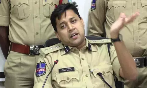 वह क्रिकेट बैट लेने आया था और सहस्रा की हत्या कर दी.. Cyberabad सीपी ने खुलासा किया वह क्रिकेट बैट लेने आया था और सहस्रा की हत्या कर दी.. Cyberabad सीपी ने खुलासा किया