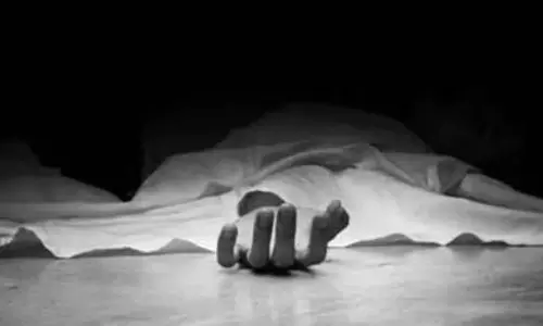 बेटे ने मां को पीटा, महिला की मौत; संपत्ति विवाद की आशंका बेटे ने मां को पीटा, महिला की मौत; संपत्ति विवाद की आशंका