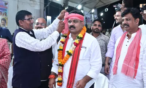 उपमुख्यमंत्री विजय शर्मा ने दुर्ग के मड़ियापार में किया पोला महोत्सव में शामिल उपमुख्यमंत्री विजय शर्मा ने दुर्ग के मड़ियापार में किया पोला महोत्सव में शामिल