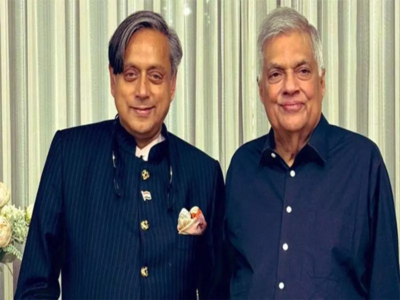 थरूर ने विक्रमसिंघे की गिरफ्तारी पर जताई चिंता, प्रतिशोध की राजनीति छोड़ने का आह्वान थरूर ने विक्रमसिंघे की गिरफ्तारी पर जताई चिंता, प्रतिशोध की राजनीति छोड़ने का आह्वान