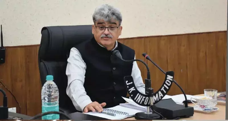 मुख्य सचिव ने बडगाम में विकास समीक्षा की, आर्थिक बदलाव का दिया आश्वासन मुख्य सचिव ने बडगाम में विकास समीक्षा की, आर्थिक बदलाव का दिया आश्वासन