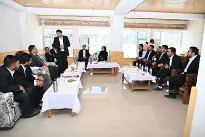 न्यायमूर्ति वानी ने कारगिल का दौरा किया, न्यायिक बुनियादी ढांचे की समीक्षा की न्यायमूर्ति वानी ने कारगिल का दौरा किया, न्यायिक बुनियादी ढांचे की समीक्षा की