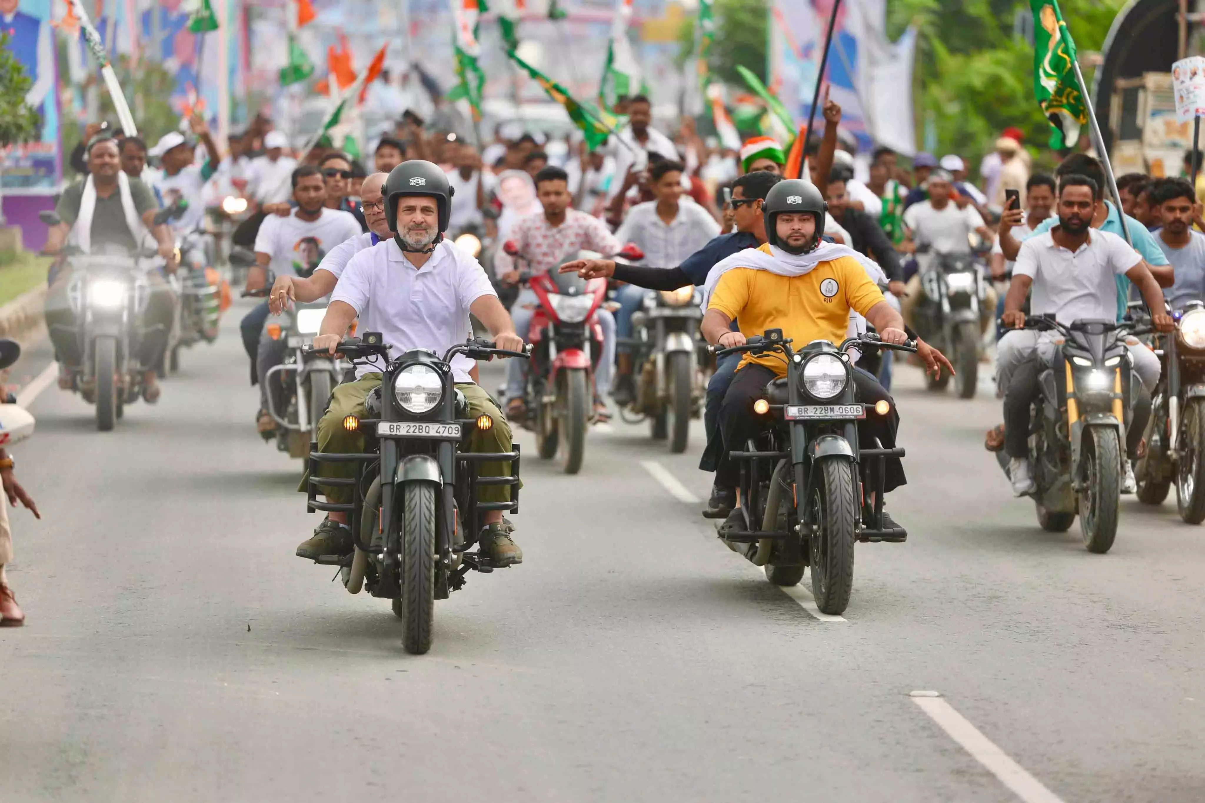 राहुल गांधी की सुरक्षा में चूक का VIDEO राहुल गांधी की सुरक्षा में चूक का VIDEO