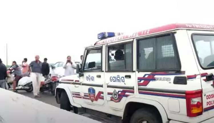Sambalpur में महानदी में कूदने के बाद छात्रा लापता Sambalpur में महानदी में कूदने के बाद छात्रा लापता