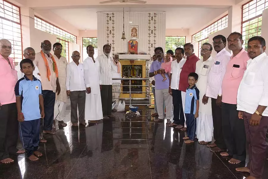 Yadgir : मंदिरों में अंतिम श्रावण के अवसर पर विशेष पूजा Yadgir : मंदिरों में अंतिम श्रावण के अवसर पर विशेष पूजा