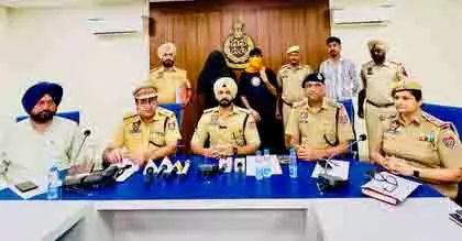 Punjab: पुलिस ने मुंबई में दो शूटरों को गिरफ्तार किया Punjab: पुलिस ने मुंबई में दो शूटरों को गिरफ्तार किया