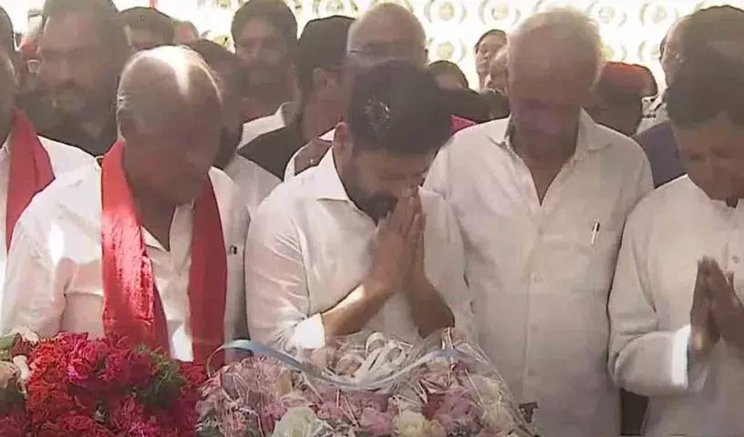 सुरावरम अटल सिद्धांतों के पक्षधर थे: CM Revanth सुरावरम अटल सिद्धांतों के पक्षधर थे: CM Revanth