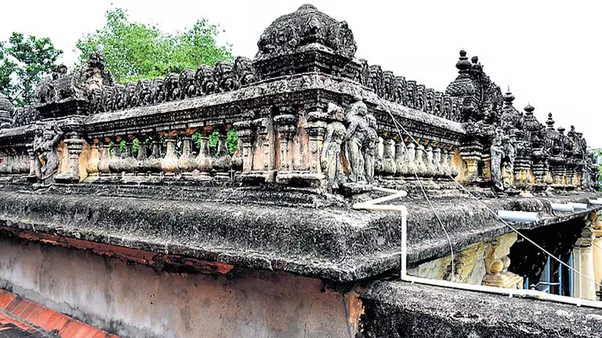 Andhra सरकार ने हाथीरामजी मठ की इमारत को ढहाने का आश्वासन दिया Andhra सरकार ने हाथीरामजी मठ की इमारत को ढहाने का आश्वासन दिया
