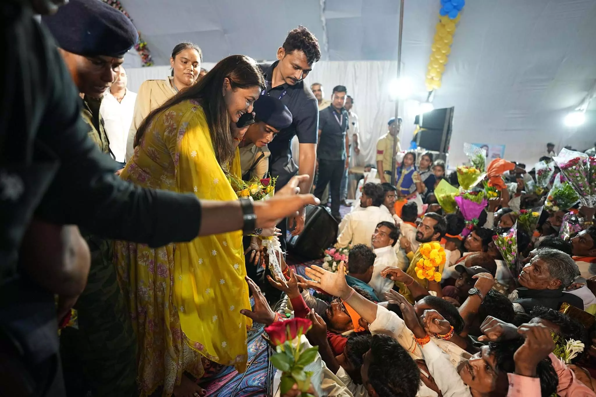 पंडरिया विधानसभा मेरा परिवार और अभिमान, जन्मदिन पर जनसमर्थन से भावुक हुईं विधायक पंडरिया विधानसभा मेरा परिवार और अभिमान, जन्मदिन पर जनसमर्थन से भावुक हुईं विधायक