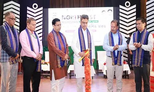 त्रिपुरा CM ने छात्रों को देशभक्ति और समाज सेवा के लिए प्रेरित किया त्रिपुरा CM ने छात्रों को देशभक्ति और समाज सेवा के लिए प्रेरित किया