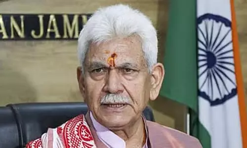 आतंकवाद का डर खत्म, उद्योग के मामले में पुलवामा श्रीनगर से आगे: उपराज्यपाल आतंकवाद का डर खत्म, उद्योग के मामले में पुलवामा श्रीनगर से आगे: उपराज्यपाल