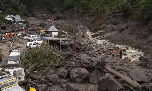 Jammu Kashmir में बादल फटने का खतरा, प्रशासन ने जारी किया हाई अलर्ट