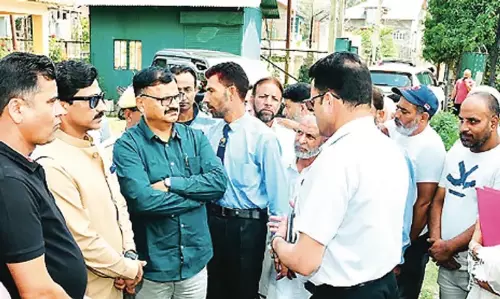 राणा ने लाल चौक निर्वाचन क्षेत्र में जल उपचार बुनियादी ढांचे की समीक्षा की राणा ने लाल चौक निर्वाचन क्षेत्र में जल उपचार बुनियादी ढांचे की समीक्षा की