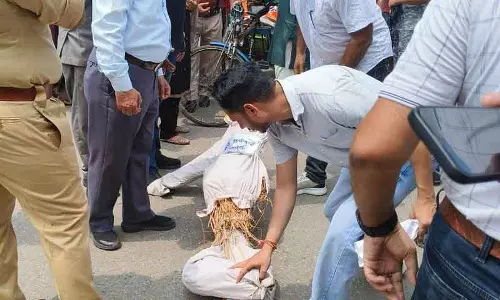 BJP ने केंद्रीय कल्याण शिविरों को रोकने के लिए आप की आलोचना की