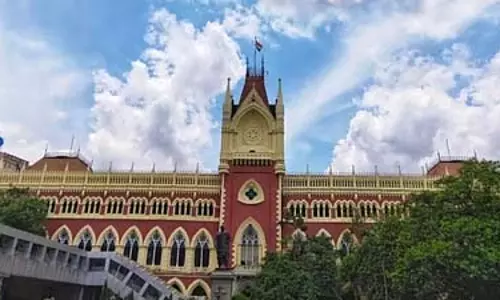 कलकत्ता HC ने बाल हत्या मामले में Andhra के दम्पति की मौत की सजा को आजीवन कारावास में बदला कलकत्ता HC ने बाल हत्या मामले में Andhra के दम्पति की मौत की सजा को आजीवन कारावास में बदला