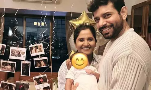 विनीत कुमार सिंह के बर्थडे पर पत्नी ने शेयर की बेटे की पहली तस्वीर