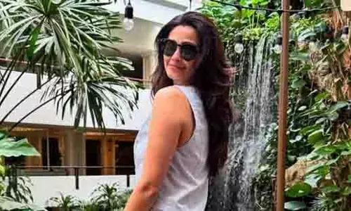 Daisy Shah: कन्नड़ फिल्म उद्योग के नाभि जुनून के बारे में बात की