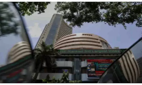 Fed की ब्याज दर कटौती की उम्मीद, शेयर बाजारों पर असर Fed की ब्याज दर कटौती की उम्मीद, शेयर बाजारों पर असर