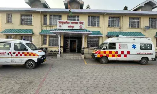 Dharampur स्वास्थ्य केंद्र पर एक ही डॉक्टर का कब्जा, छह पद खाली Dharampur स्वास्थ्य केंद्र पर एक ही डॉक्टर का कब्जा, छह पद खाली