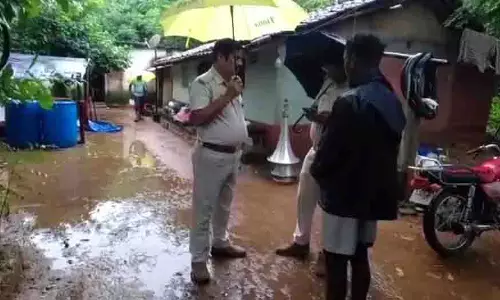 Odisha: अज्ञात हमलावर ने महिला की बेरहमी से सिर काटकर हत्या कर दी Odisha: अज्ञात हमलावर ने महिला की बेरहमी से सिर काटकर हत्या कर दी