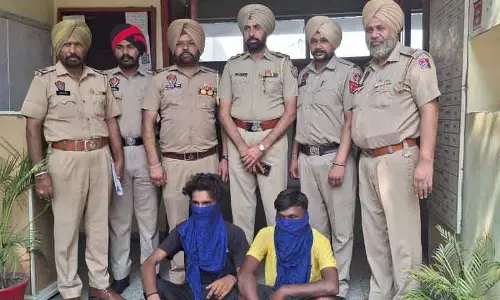 Ludhiana: दुकानदार को लूटने के आरोप में 2 गिरफ्तार