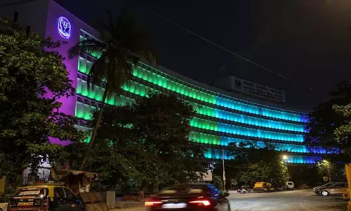 SEBI ने आईडीबीआई बैंक में एलआईसी को सार्वजनिक शेयरधारक के रूप में पुनर्वर्गीकृत करने को मंजूरी दी SEBI ने आईडीबीआई बैंक में एलआईसी को सार्वजनिक शेयरधारक के रूप में पुनर्वर्गीकृत करने को मंजूरी दी