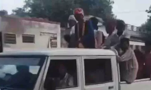 Rajasthan : कुत्ते गोलीकांड आरोपी का ज़मानत के बाद भव्य स्वागत