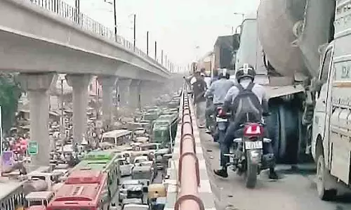 Dharmapuri-Salem सड़क पर यातायात के लिए नया पुल बनेगा Dharmapuri-Salem सड़क पर यातायात के लिए नया पुल बनेगा