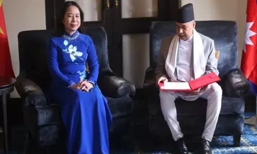 वियतनाम के दौरे पर आए उपराष्ट्रपति ने Kathmandu में नेपाली समकक्ष के साथ द्विपक्षीय वार्ता की वियतनाम के दौरे पर आए उपराष्ट्रपति ने Kathmandu में नेपाली समकक्ष के साथ द्विपक्षीय वार्ता की