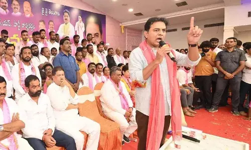 हाइड्रा सिर्फ कांग्रेस नेताओं को ब्लैकमेल करने के लिए काम करता है.. KTR की सनसनीखेज टिप्पणी