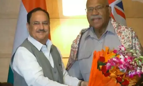 केंद्रीय स्वास्थ्य मंत्री JP नड्डा ने फिजी के पीएम सितिवनी राबुका से की मुलाकात