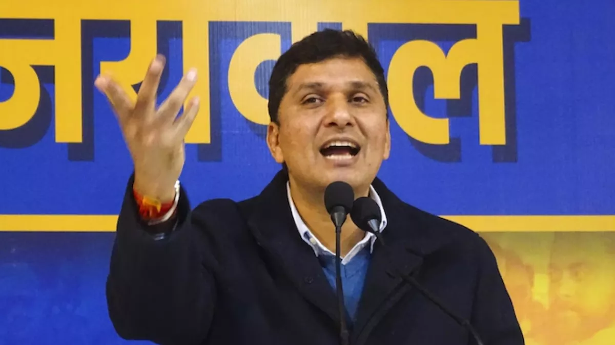 दिल्ली में वकीलों की हड़ताल: AAP के सौरभ भारद्वाज ने एलजी के बेतुके तानाशाही फरमान की आलोचना की