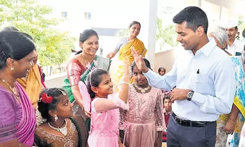 Khammam  के छात्रों के लिए पढ़ाई को मज़ेदार बनाने के लिए बैगलेस डेज़