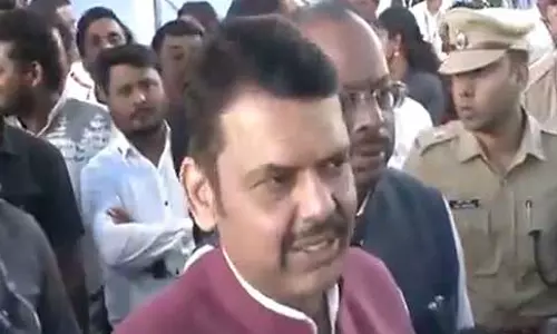 Fadnavis ने विपक्ष पर हमला बोला: अपमान बंद करो, तभी जीतेंगे