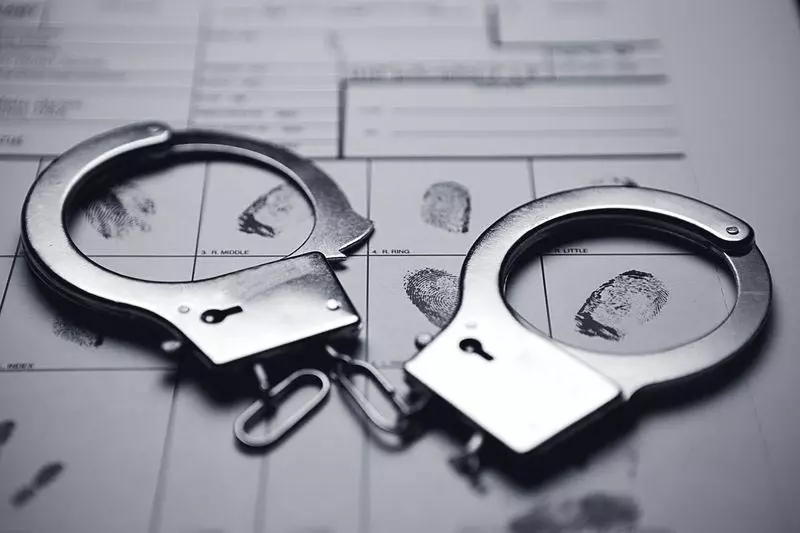 बवाना में हथियारों के साथ 3 गिरफ्तार; पुलिस ने गैंगवार की साजिश नाकाम की बवाना में हथियारों के साथ 3 गिरफ्तार; पुलिस ने गैंगवार की साजिश नाकाम की