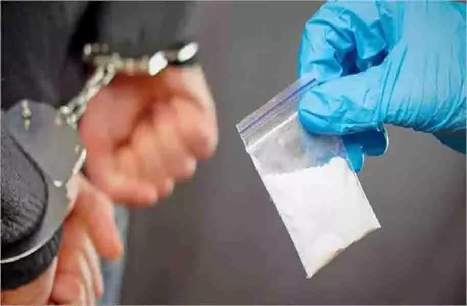 Jalandhar: कार में नशा सप्लाई करने जा रहे 2 दोस्त गिरफ्तार Jalandhar: कार में नशा सप्लाई करने जा रहे 2 दोस्त गिरफ्तार
