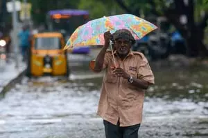 तमिलनाडु और पुडुचेरी में बारिश की संभावना, मछुआरों को समुद्र में न जाने की सलाह तमिलनाडु और पुडुचेरी में बारिश की संभावना, मछुआरों को समुद्र में न जाने की सलाह