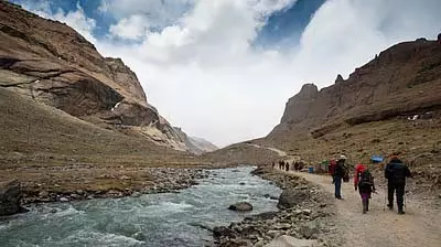 सिक्किम मार्ग से कैलाश मानसरोवर यात्रा 2025 48 तीर्थयात्रियों की वापसी के साथ समाप्त: अधिकारी सिक्किम मार्ग से कैलाश मानसरोवर यात्रा 2025 48 तीर्थयात्रियों की वापसी के साथ समाप्त: अधिकारी