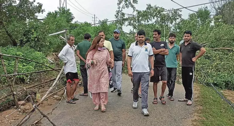 JMC आयुक्त ने वर्षा प्रभावित क्षेत्रों का निरीक्षण कर दिए राहत के आदेश JMC आयुक्त ने वर्षा प्रभावित क्षेत्रों का निरीक्षण कर दिए राहत के आदेश