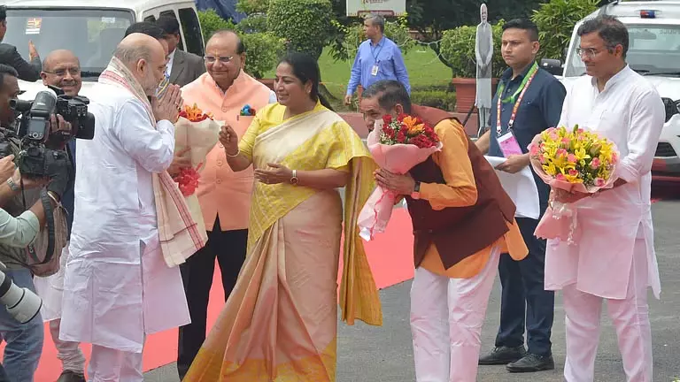 राजनीतिक लाभ के लिए सदन बाधित करना ठीक नहीं: Home Minister Amit Shah राजनीतिक लाभ के लिए सदन बाधित करना ठीक नहीं: Home Minister Amit Shah