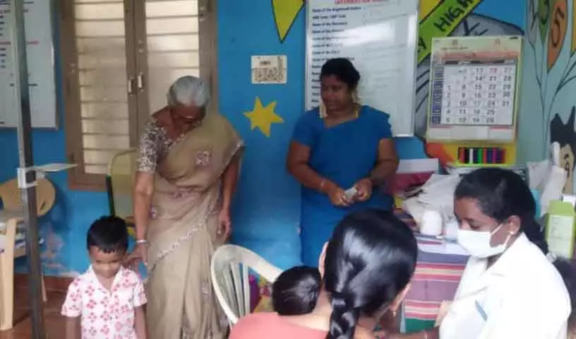 तेलंगाना की महिलाएं और बच्चे एनीमिया से पीड़ित, NFHS के आंकड़े ख़तरे की घंटी बजा रहे तेलंगाना की महिलाएं और बच्चे एनीमिया से पीड़ित, NFHS के आंकड़े ख़तरे की घंटी बजा रहे