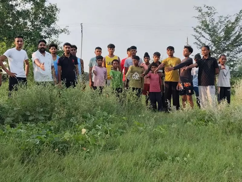 Haryana : सिरसा गांव में उपेक्षित स्टेडियम से युवा निराश Haryana : सिरसा गांव में उपेक्षित स्टेडियम से युवा निराश