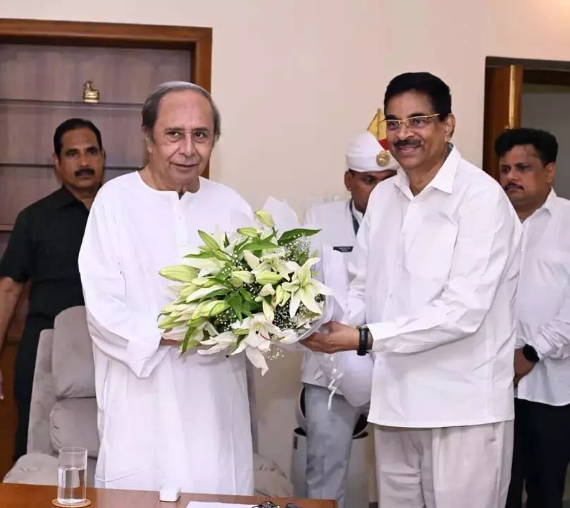 Odisha : राज्यपाल ने नवीन पटनायक से मुलाकात की Odisha : राज्यपाल ने नवीन पटनायक से मुलाकात की